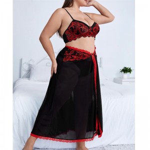 Contrast Embroidery Lace Trim Lingerie Set Split Thigh Skirt